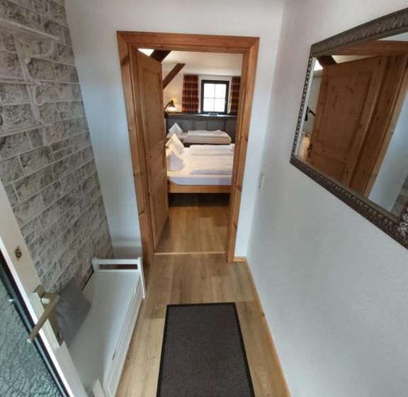 Pension & Restaurant Alte Schule