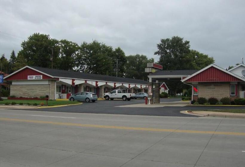 Pinconning Trail Inn Motel