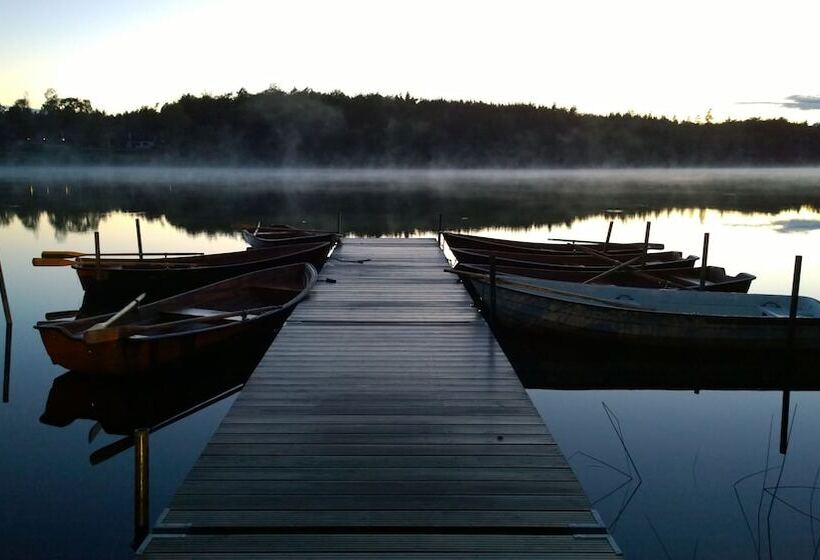 استراحتگاه Långasjönäs Camping & Stugby