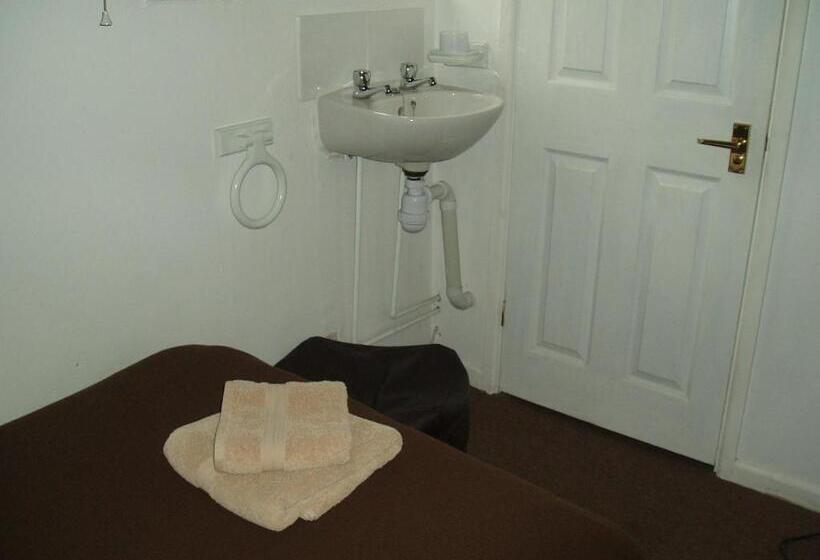 The Old Forge Seafood Restaurant And Bed And Breakfast