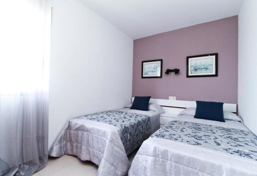 Apartamentos Aromar