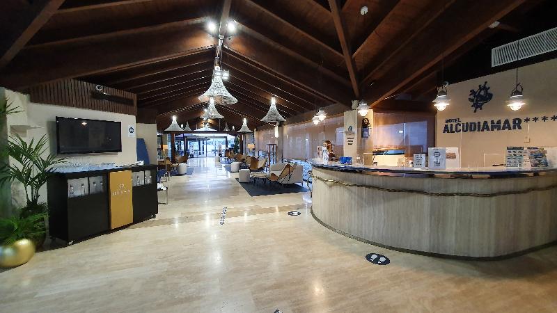 Botel Alcudiamar   Alojamiento Para Navegantes