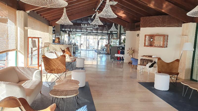 Botel Alcudiamar   Alojamiento Para Navegantes