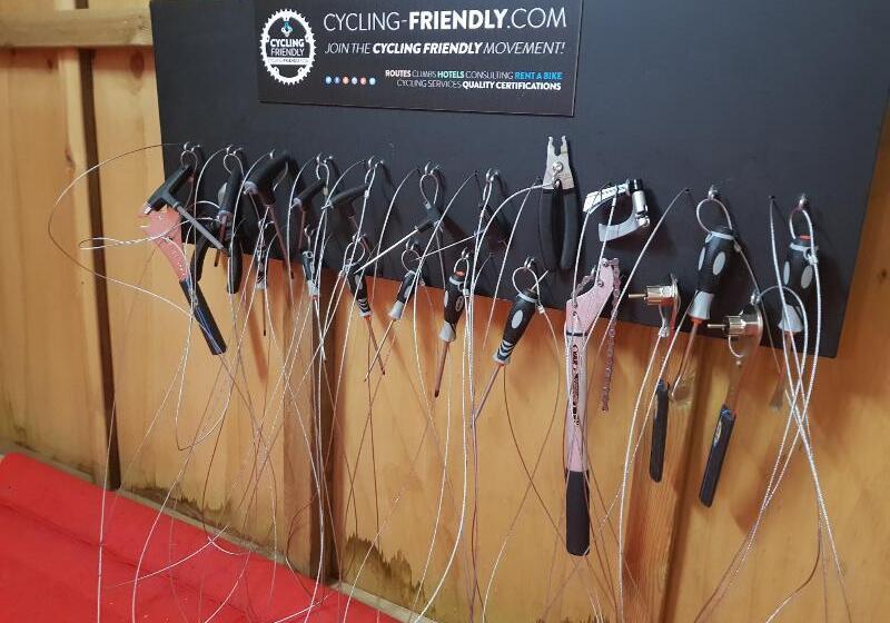 Botel Alcudiamar   Alojamiento Para Navegantes