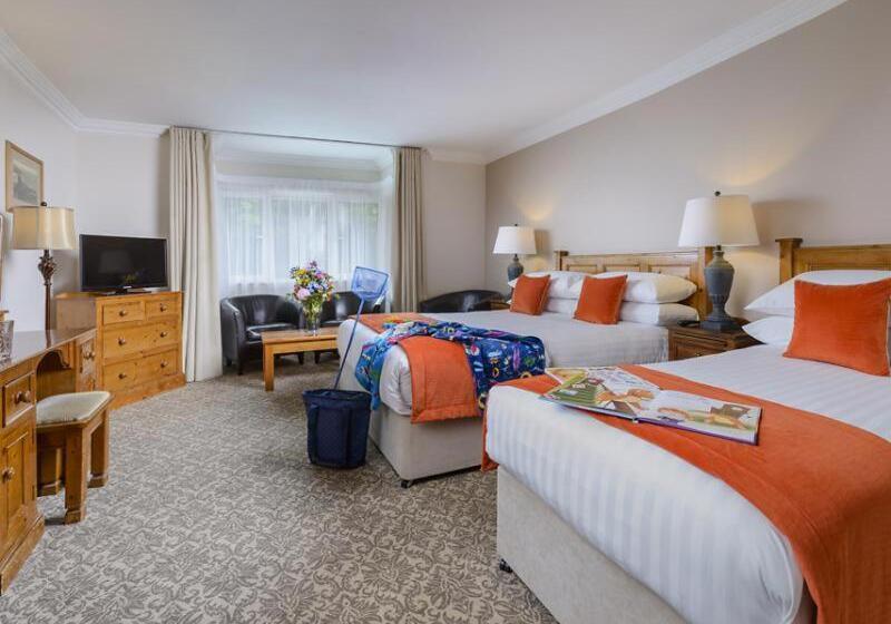 Dingle Benners Hotel