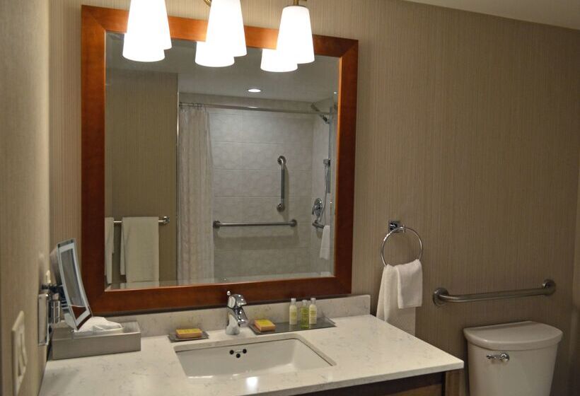 Doubletree Fallsview Resort & Spa By Hilton  Niagara Falls