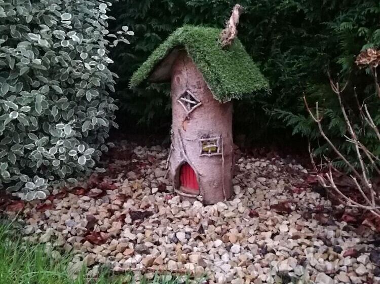 فندق فئة نجمة واحدة Castle Lodge