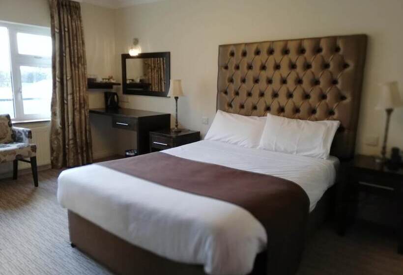 فندق فئة نجمة واحدة Castle Lodge