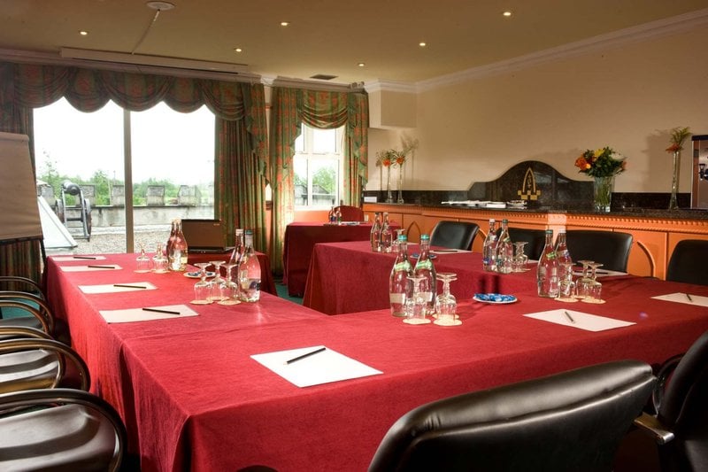 Отель Abbey Court