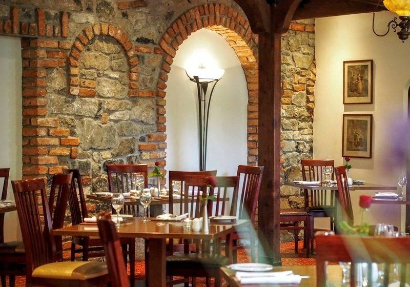 Отель Abbey Court