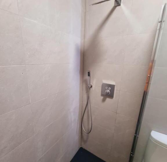 酒店 Ardilaun Guesthouse Self Catering