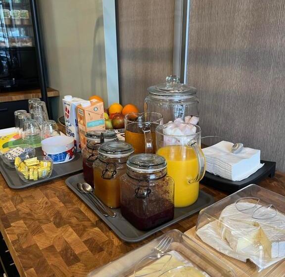 호텔 Au Bec Fin Hôtel