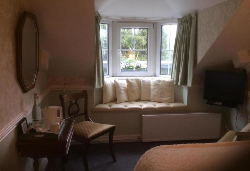 فندق Barrowville Guest House