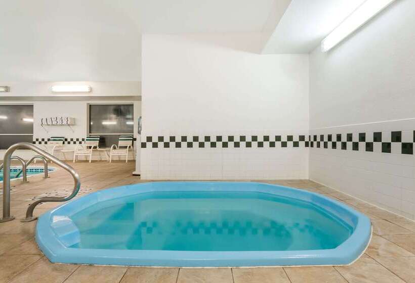 호텔 Baymont By Wyndham Billings