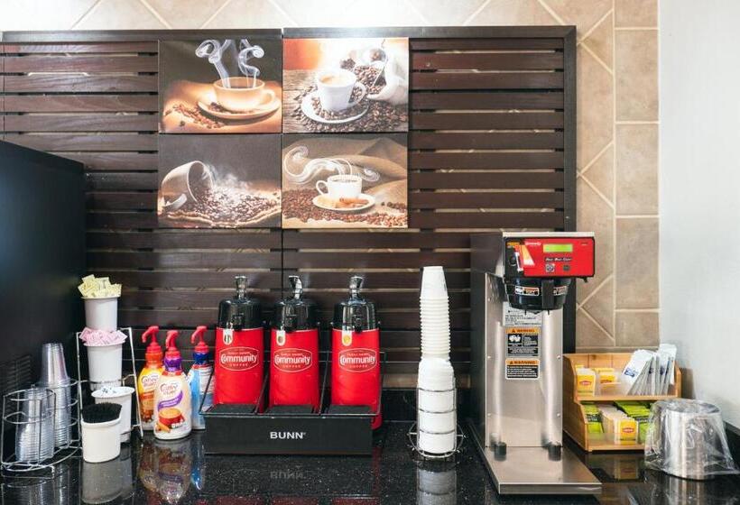 Отель Baymont By Wyndham Fort Stockton