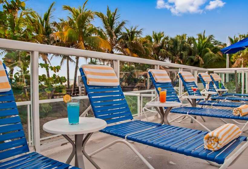 هتل Best Western Plus Atlantic Beach Resort