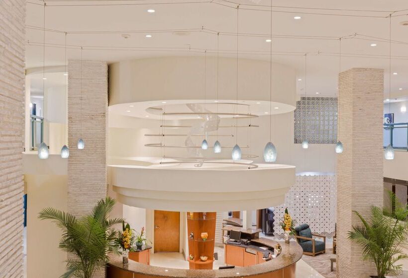 酒店 Best Western Plus Atlantic Beach Resort