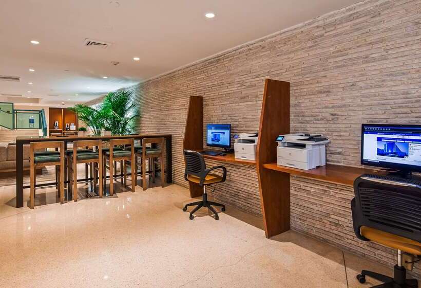 酒店 Best Western Plus Atlantic Beach Resort