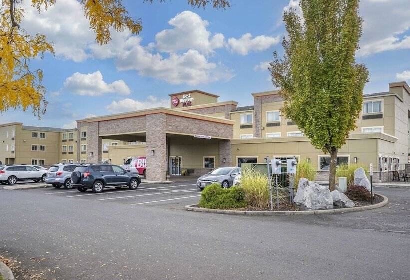 호텔 Best Western Plus Peppertree Airport Inn