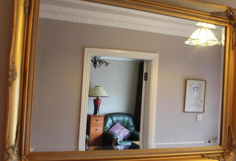 فندق Bolands Accommodation Dingle