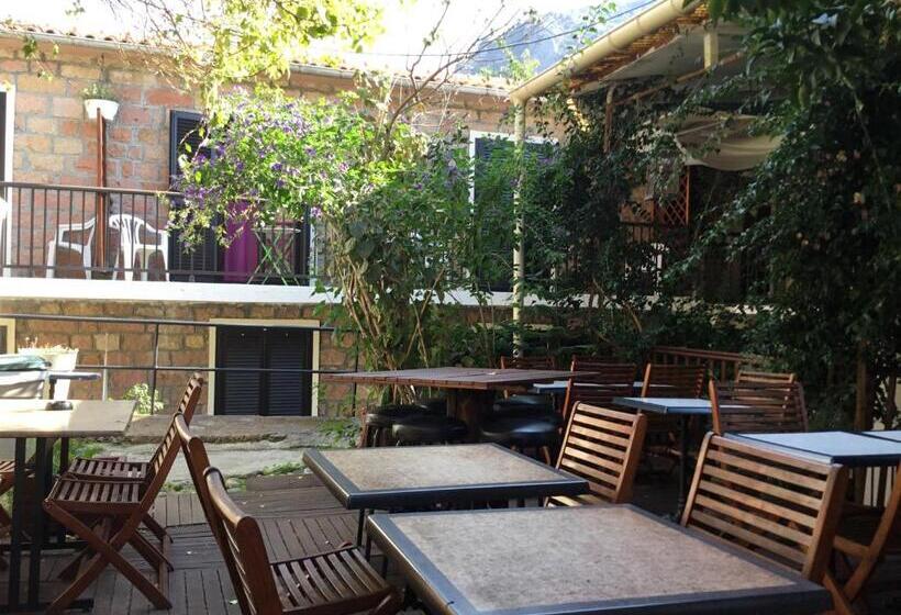 호텔 Hôtel Le Bon Accueil