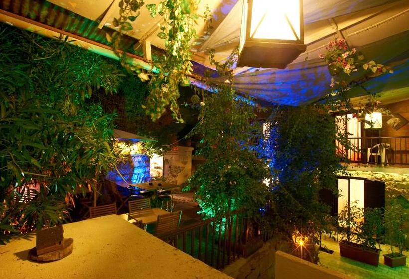 호텔 Hôtel Le Bon Accueil