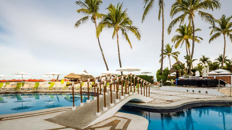Buenaventura Grand Hotel & Great Moments   All Inclusive