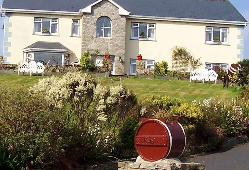 Отель Buttermilk Lodge Guest Accommodation