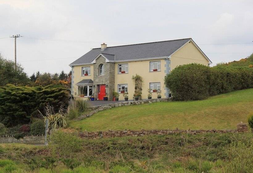 Отель Buttermilk Lodge Guest Accommodation