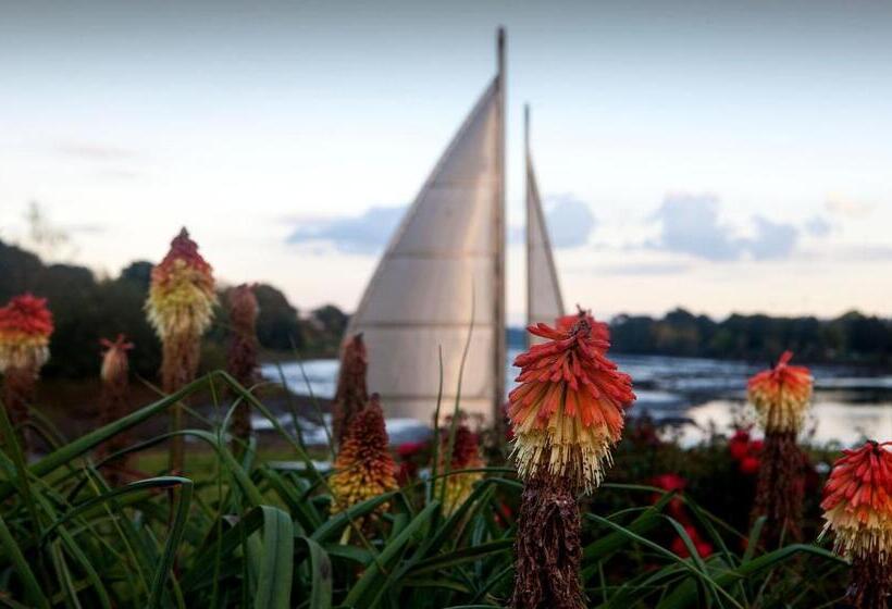 Carrigaline Court Hotel & Leisure Centre