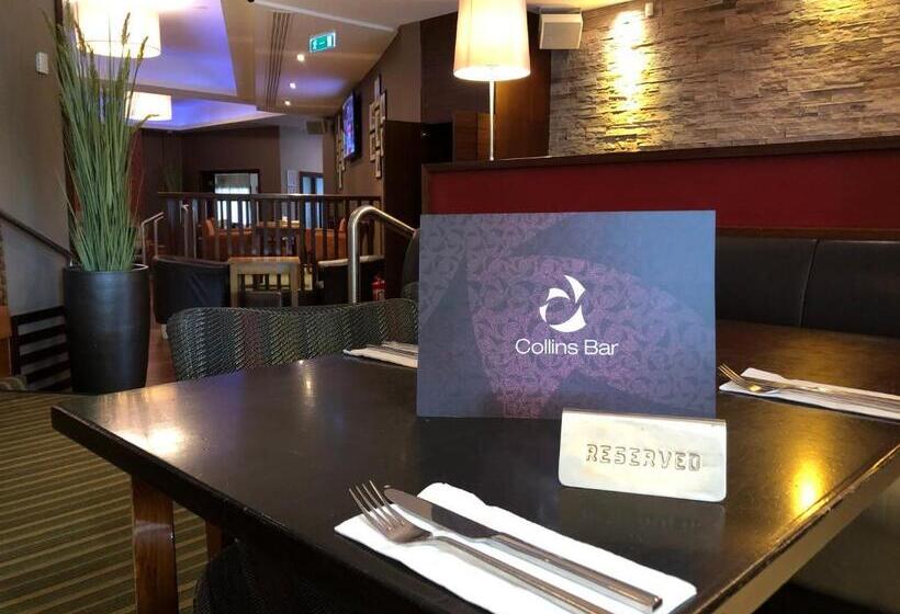 Carrigaline Court Hotel & Leisure Centre