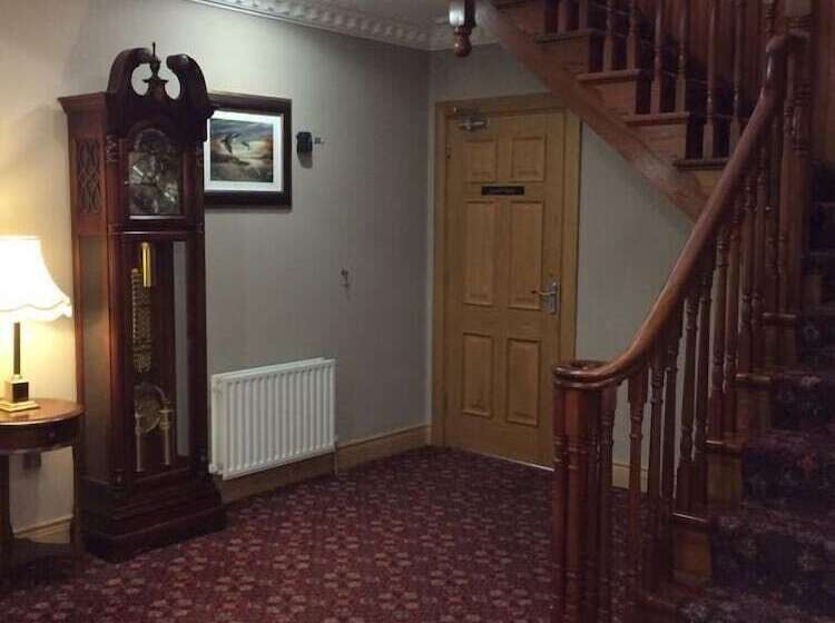 فندق Cashen Course House