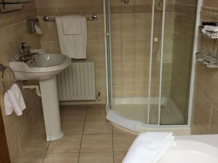 فندق Cashen Course House