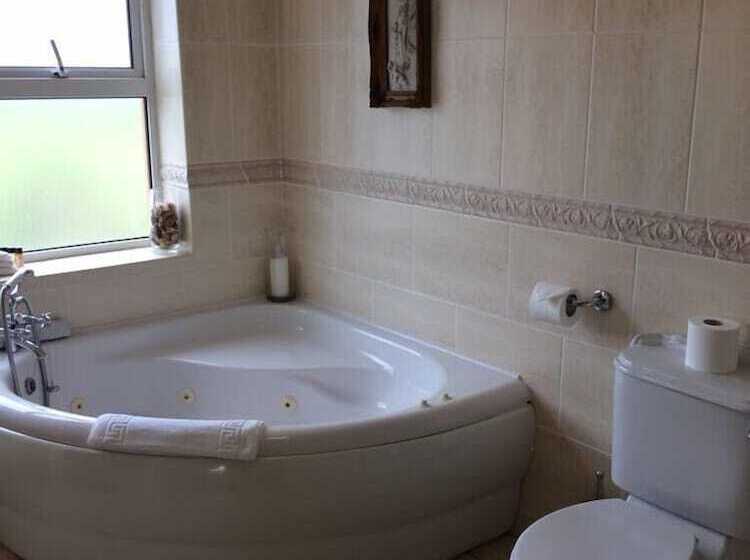 فندق Cashen Course House