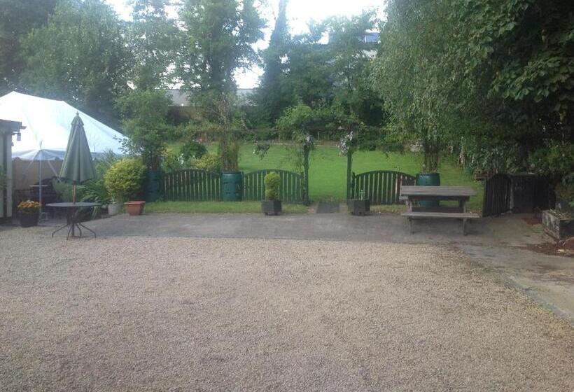 בית מלון כפרי Cawley S Guesthouse