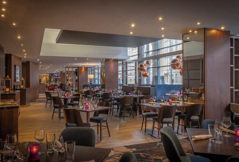 Clayton Hotel Belfast City