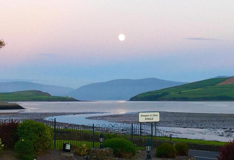 בית מלון כפרי Coastline House