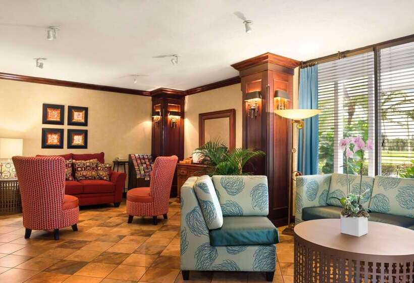 فندق Collins  Naples