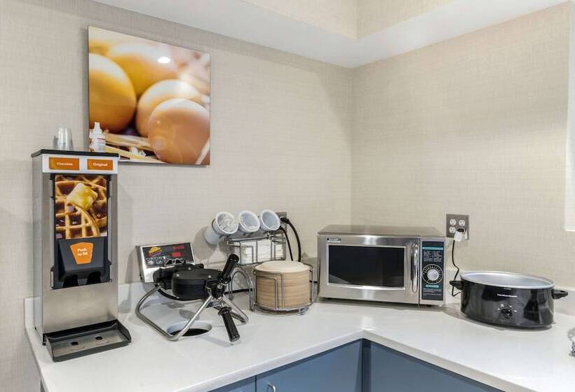 فندق Comfort Inn