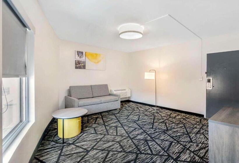 فندق Comfort Inn