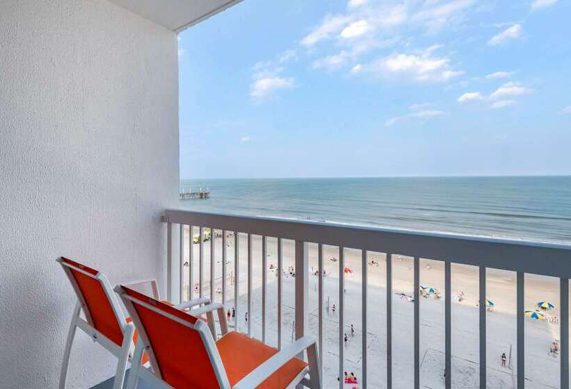 فندق Comfort Inn & Suites Daytona Beach Oceanfront