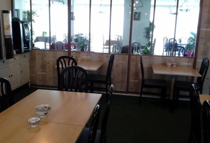 בית מלון כפרי Contact Hôtel Come Inn