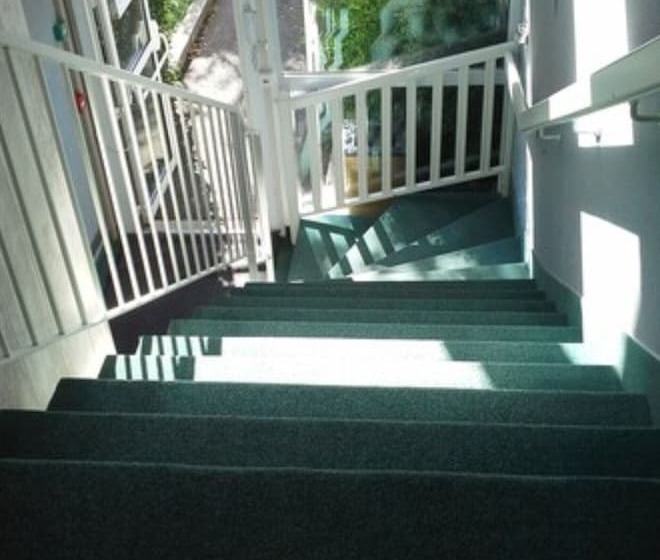 בית מלון כפרי Contact Hôtel Come Inn