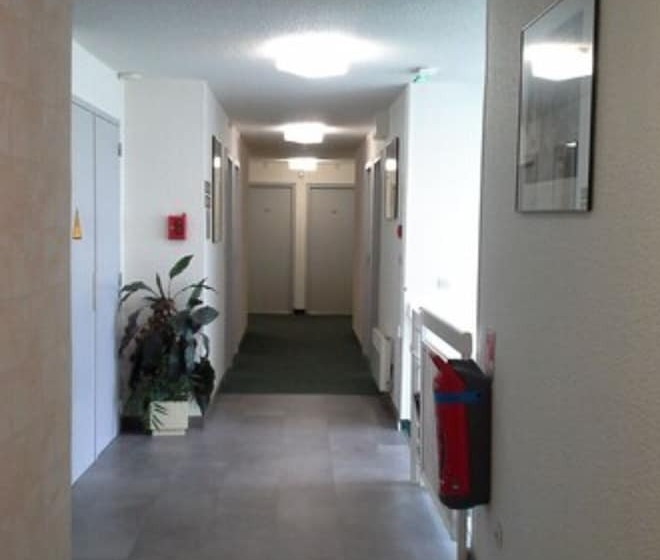 בית מלון כפרי Contact Hôtel Come Inn