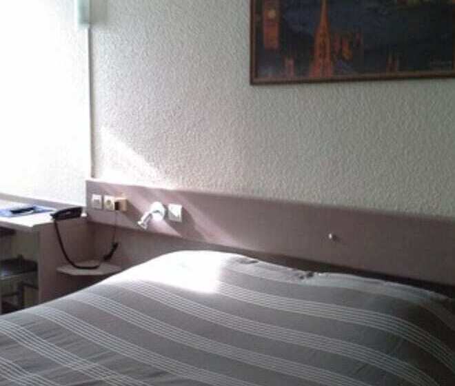 בית מלון כפרי Contact Hôtel Come Inn