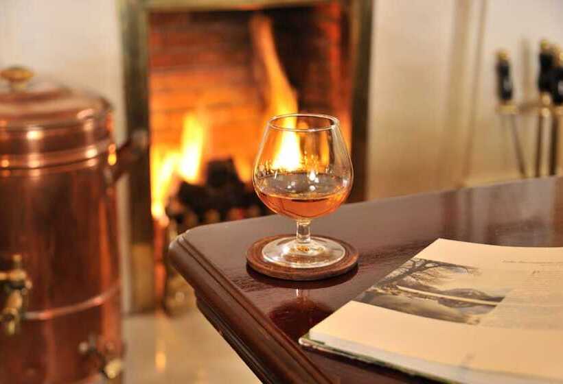 فندق Craig Manor