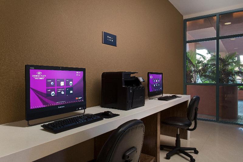 Crowne Plaza Hotel Los Angeles Harbor, An Ihg