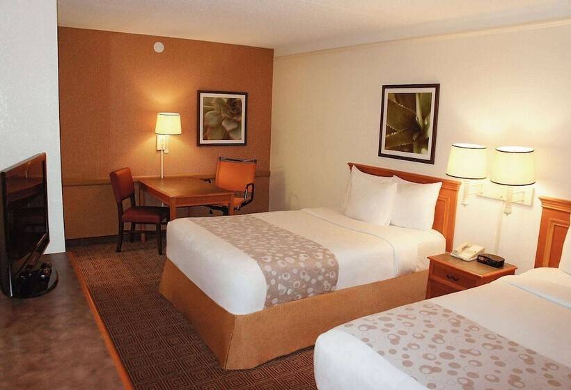 هتل Econo Lodge Augusta North   Washington Road