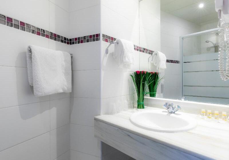 Отель Casa Serena Paris Hôtel