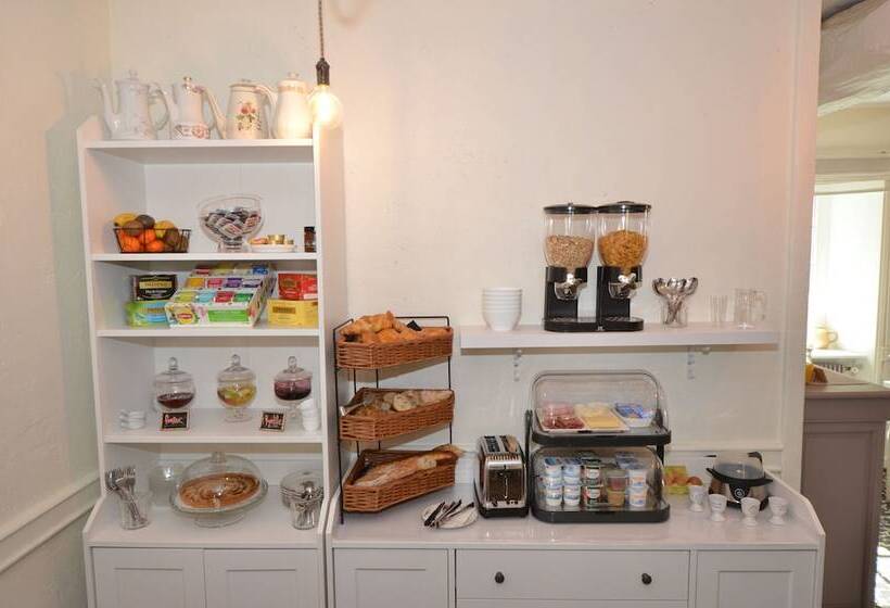 هتل Demeures & Châteaux   Hôtel De La Porte Saint Malo